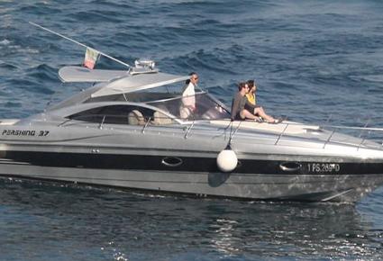 أين يمضي مالك الفايسبوك شهر العسل؟